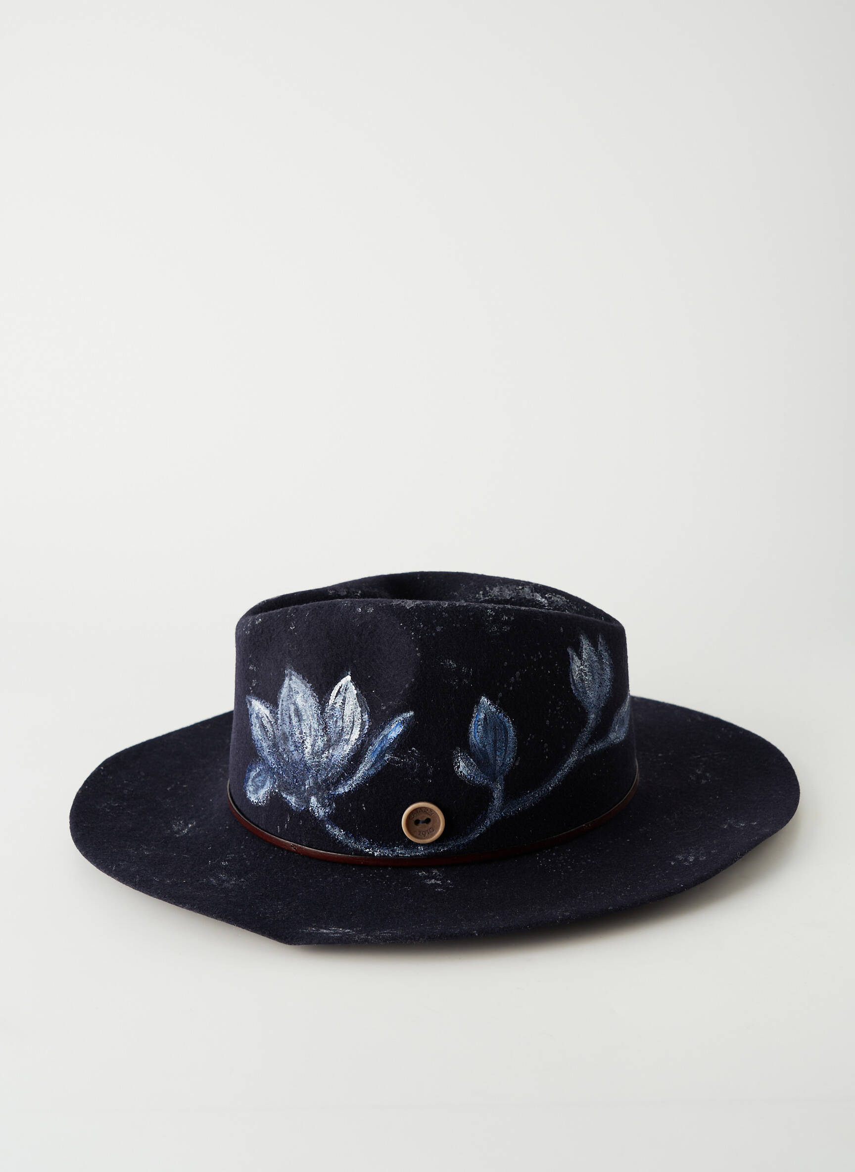 CATARZI Chapeau de couleur bleu en soldes pas cher 2105900-bleu00 - Modz