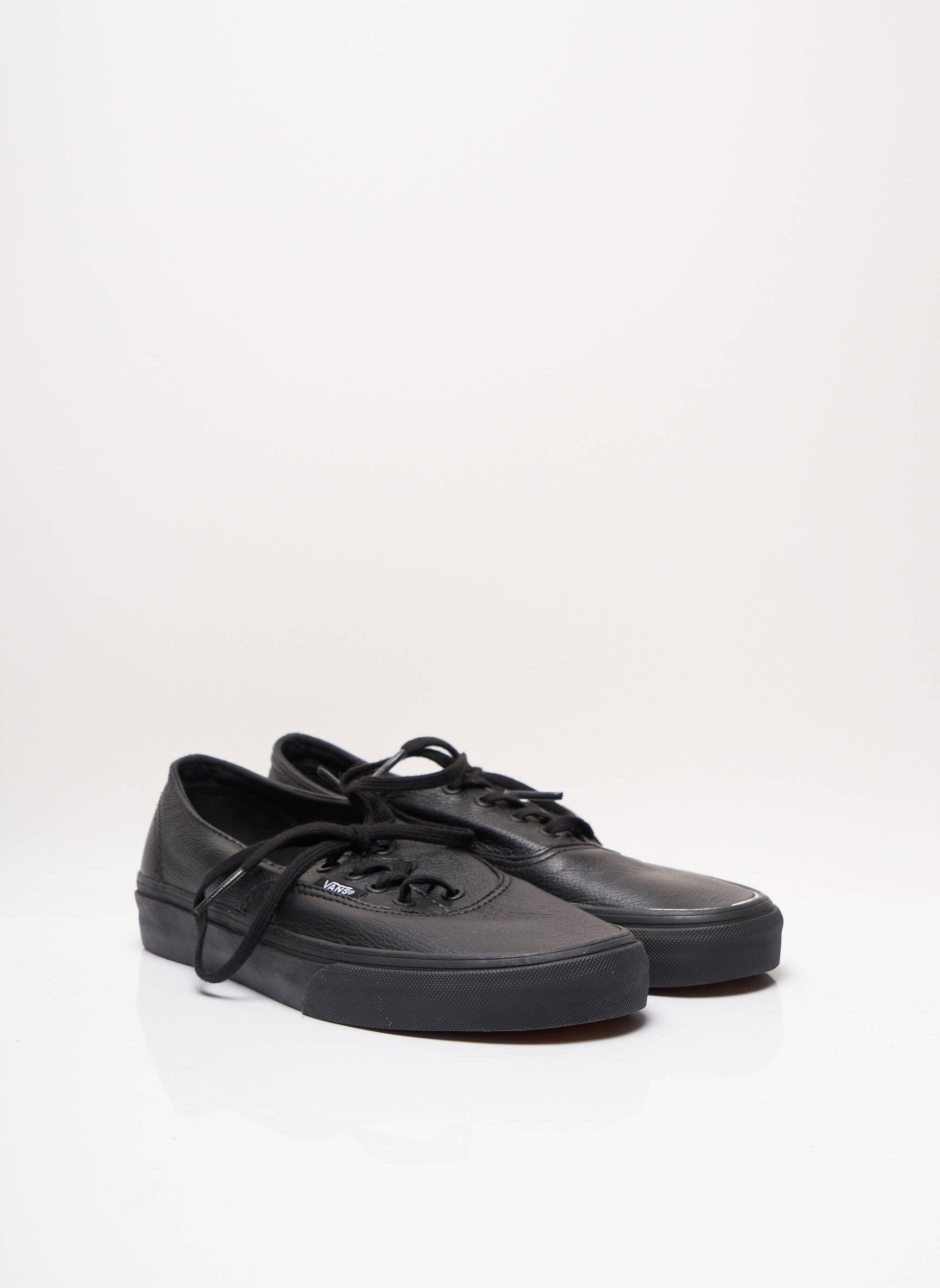 Vans noir et blanche hotsell pas cher