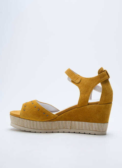 Sandales/Nu pieds jaune REGARD pour femme