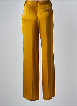 Pantalon droit fermeture zippée sous rabat boutonné jaune FORTE-FORTE femme