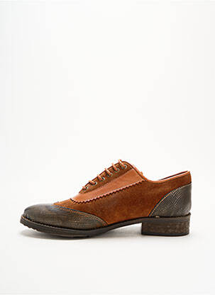 Derbies bout rond talon plat jusqu'à 3cm marron CASTA femme