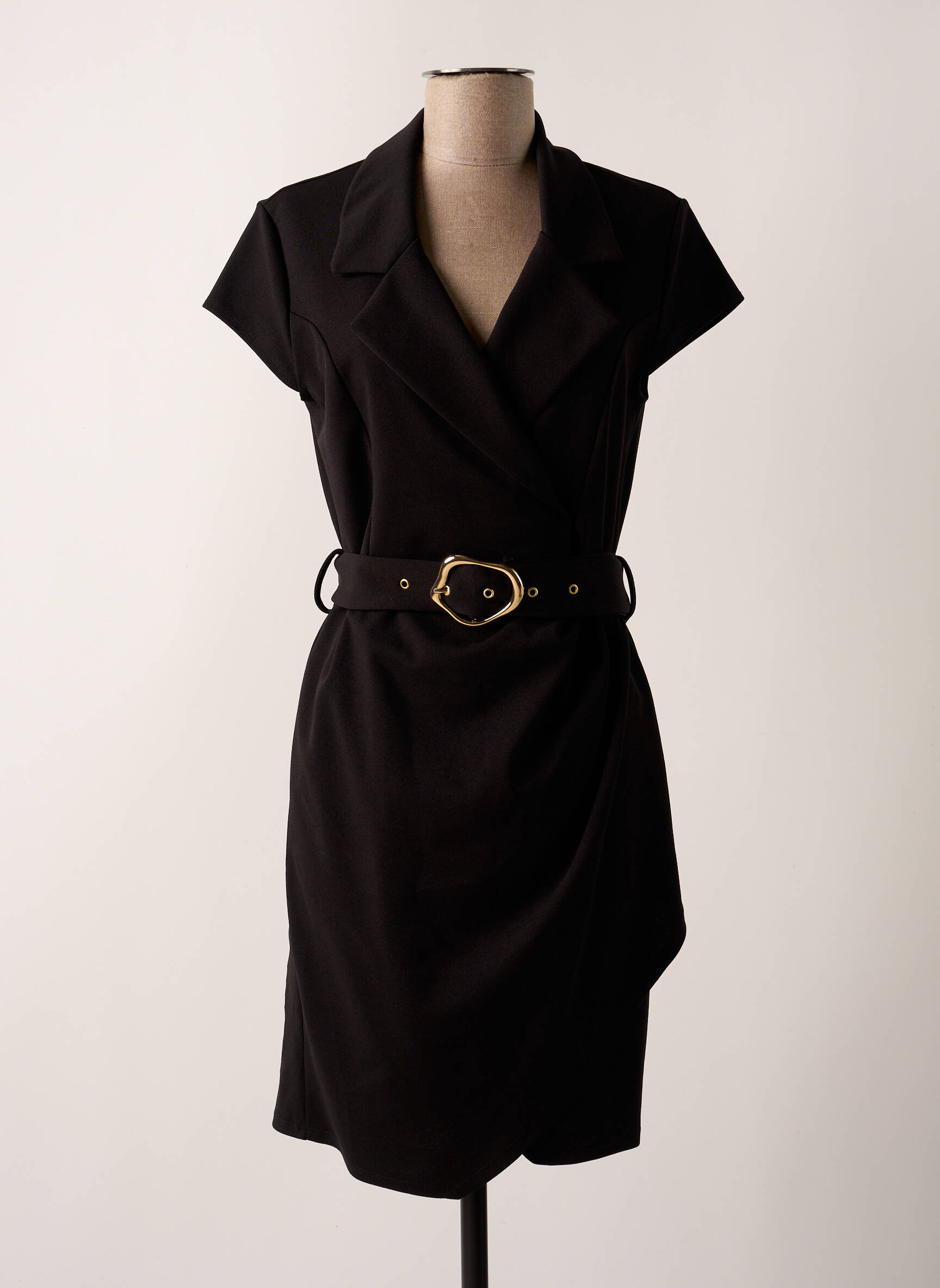 Robe mi-longue tissage crêpe manches courtes noir LADY LOL femme