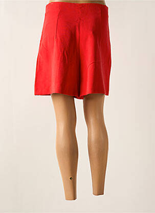 Short taille à pinces taille haute rouge ARTLOVE femme