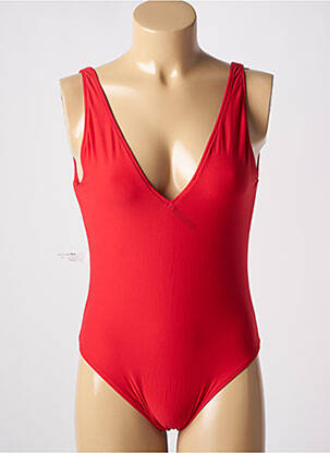 Maillot de bain 1 pièce effet matière satinée haut triangles rouge KIWI femme