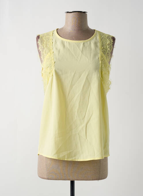 Top coupe fluide sans manche jaune GRACE & MILA femme