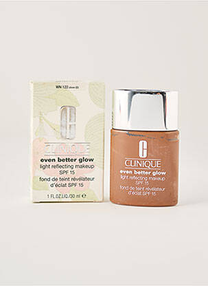Fond de teint fond de teint marron CLINIQUE femme