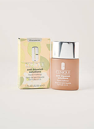 Fond de teint fond de teint marron CLINIQUE femme