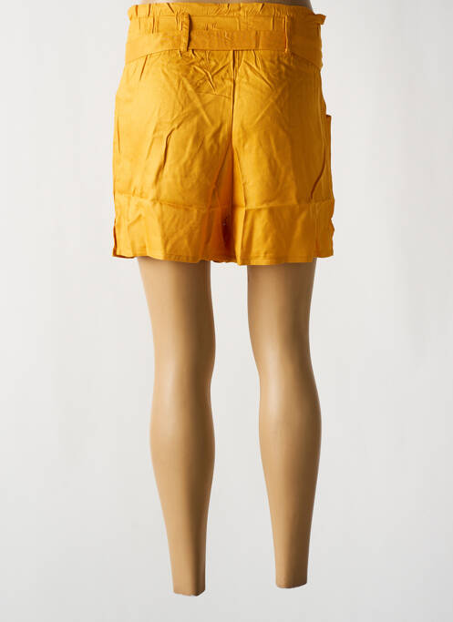 Short coupe droite jaune LOSAN femme