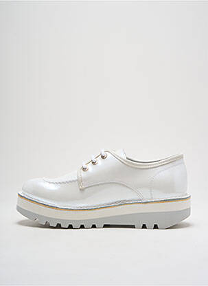 Derbies matière lisse talon de 4 à 6cm blanc KICKERS femme