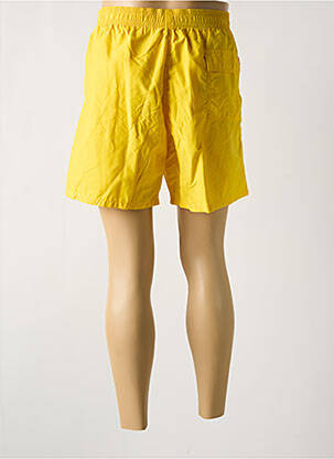 Short de bain effet matière satinée jaune SUNDEK homme