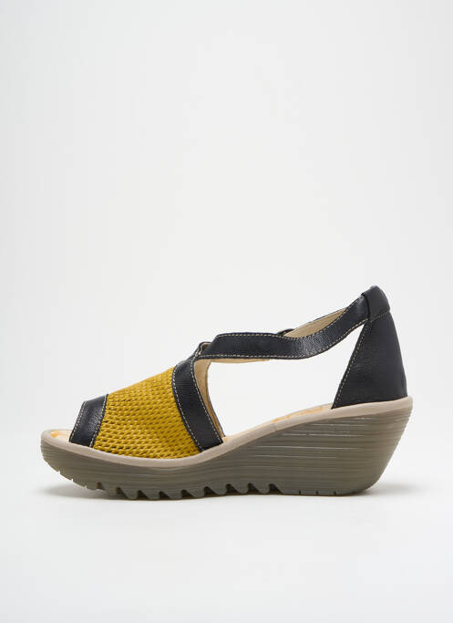 Sandales/nu pieds tissage satiné talon de 4 à 6cm jaune FLY LONDON femme