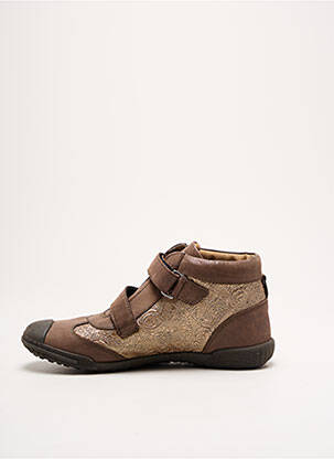 Baskets matière lisse bout rond marron MOD8 fille