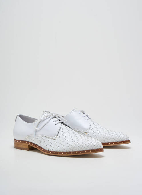 Derbies bout pointu talon plat jusqu'à 3cm blanc PHILIPPE MORVAN femme