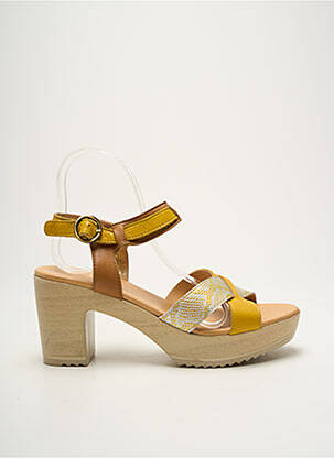 Sandales/nu pieds matière lisse talon de 7 à 9cm jaune MKD femme