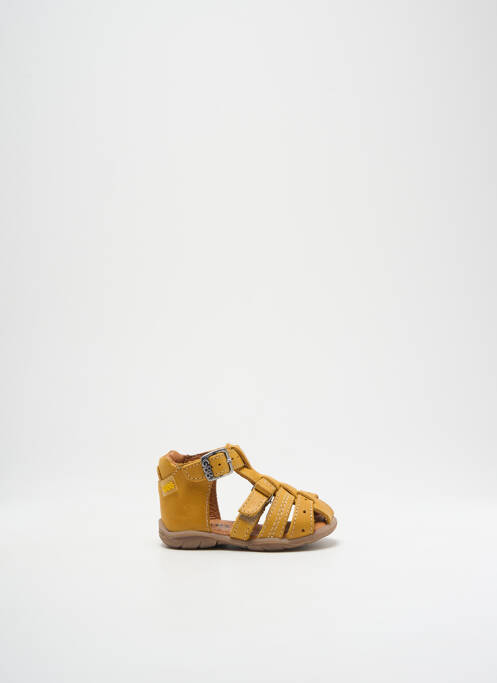 Sandales/Nu pieds jaune GBB pour garçon