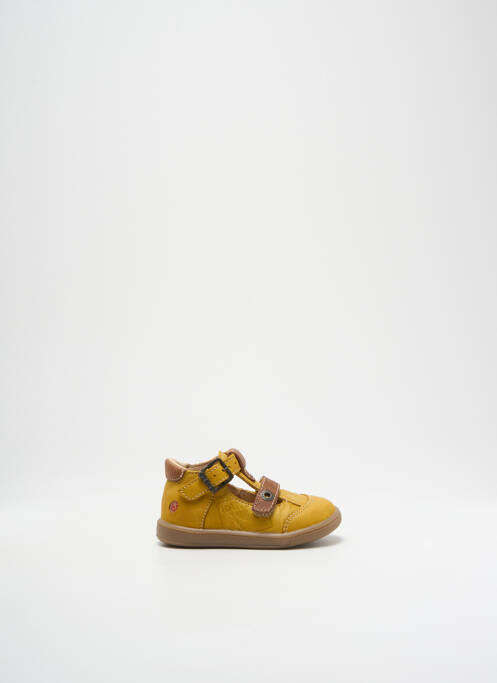 Sandales/Nu pieds jaune GBB pour garçon