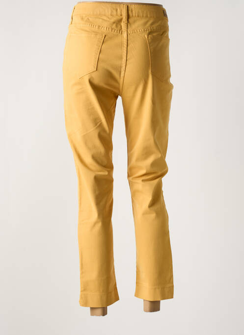 Pantalon 7/8 fermeture zippée sous rabat boutonné jaune CARLA KOPS femme