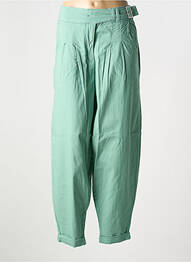 Pantalon droit fermeture zippée sous rabat boutonné vert SHEEGO femme