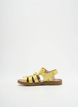 Sandales/nu pieds tissage vernis chiquet jaune GBB fille