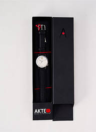 Montre fermeture boucle(s) noir AKTEO femme