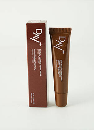 Maquillage pour les lèvres  base et repulpeur lèvres marron DAY + femme
