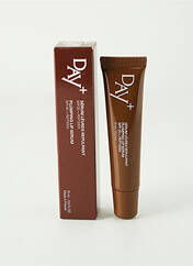 Maquillage pour les lèvres marron DAY + pour femme seconde vue