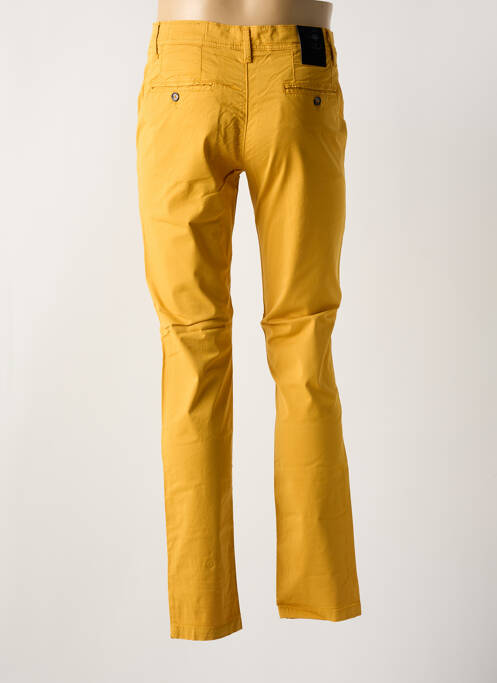 Pantalon chino jaune LA CIBLE ROUGE homme
