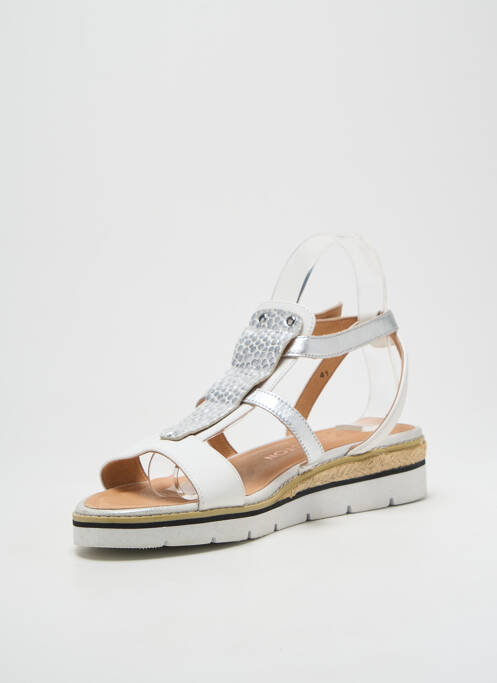 Sandales/Nu pieds argent EMILIE KARSTON pour femme