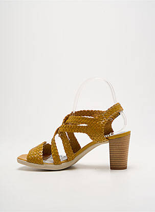 Sandales/nu pieds tissage satiné talon de 7 à 9cm jaune UN TOUR EN VILLE femme
