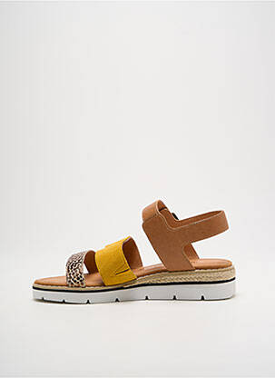 Sandales/nu pieds matière lisse talon de 4 à 6cm jaune EMILIE KARSTON femme