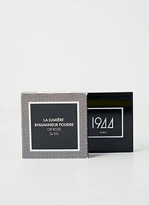 Maquillage noir 1944 PARIS femme