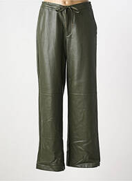 Pantalon droit fermeture zippée sous rabat avec crochet taille normale vert GARCIA femme