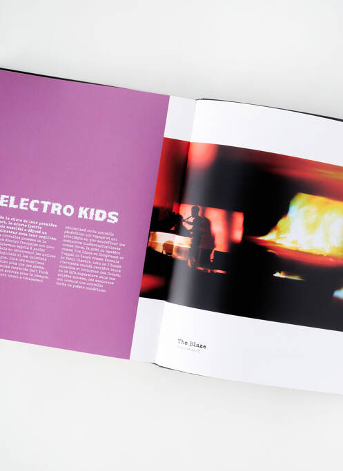 Accessoire divers rouge LES EDITIONS BRAQUAGE pour unisexe