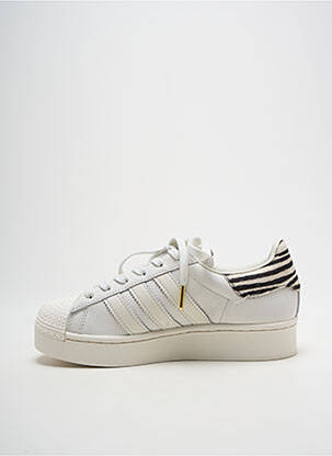 Baskets bout rond talon plat jusqu'à 3cm blanc ADIDAS femme