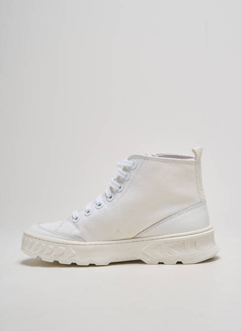 Baskets bout rond talon plat jusqu'à 3cm blanc KICKERS femme