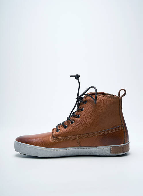 Baskets matière lisse bout rond marron BLACKSTONE homme