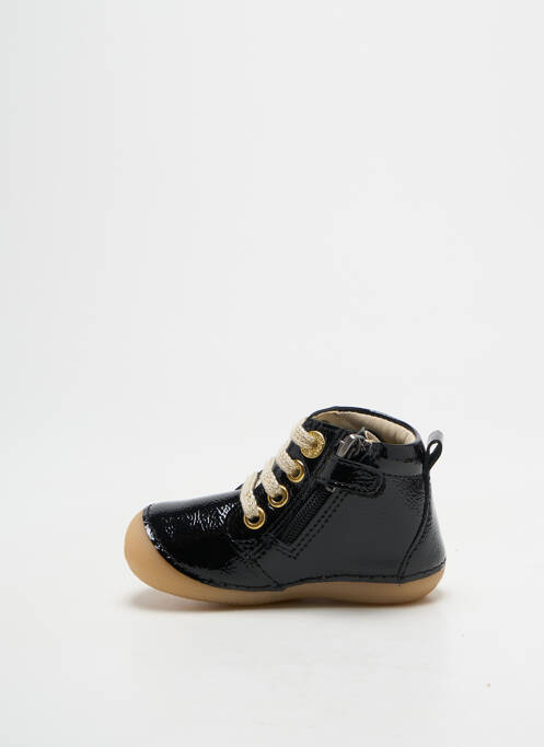 Bottillons effet froissé bout rond noir KICKERS fille