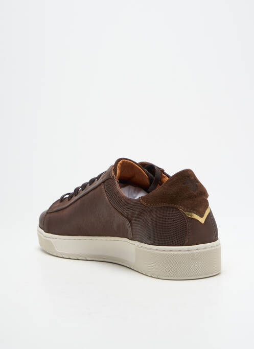 Baskets matière lisse bout rond marron KOST homme