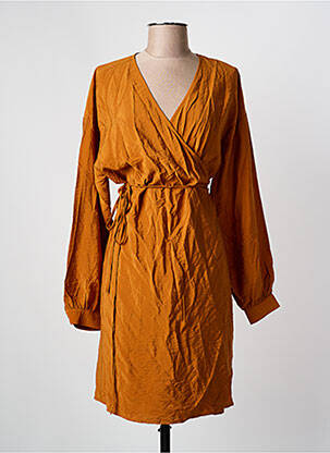 Robe mi-longue tissage crêpe manches longues jaune MINIMUM femme