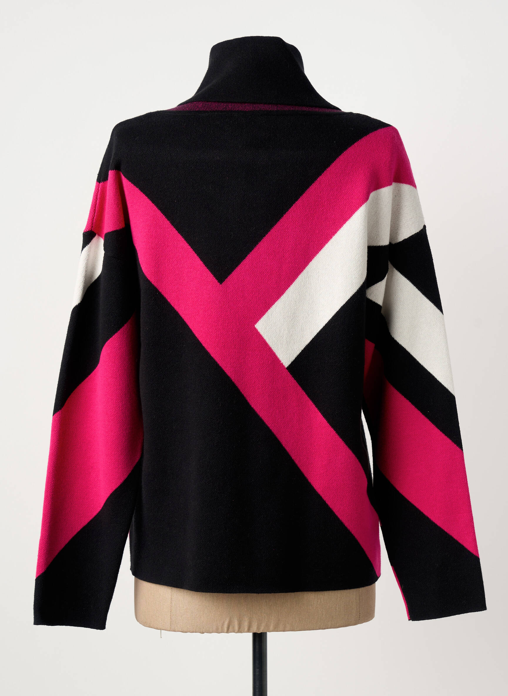 Pull col roulé maille souple et aérée manches longues noir MARBLE femme