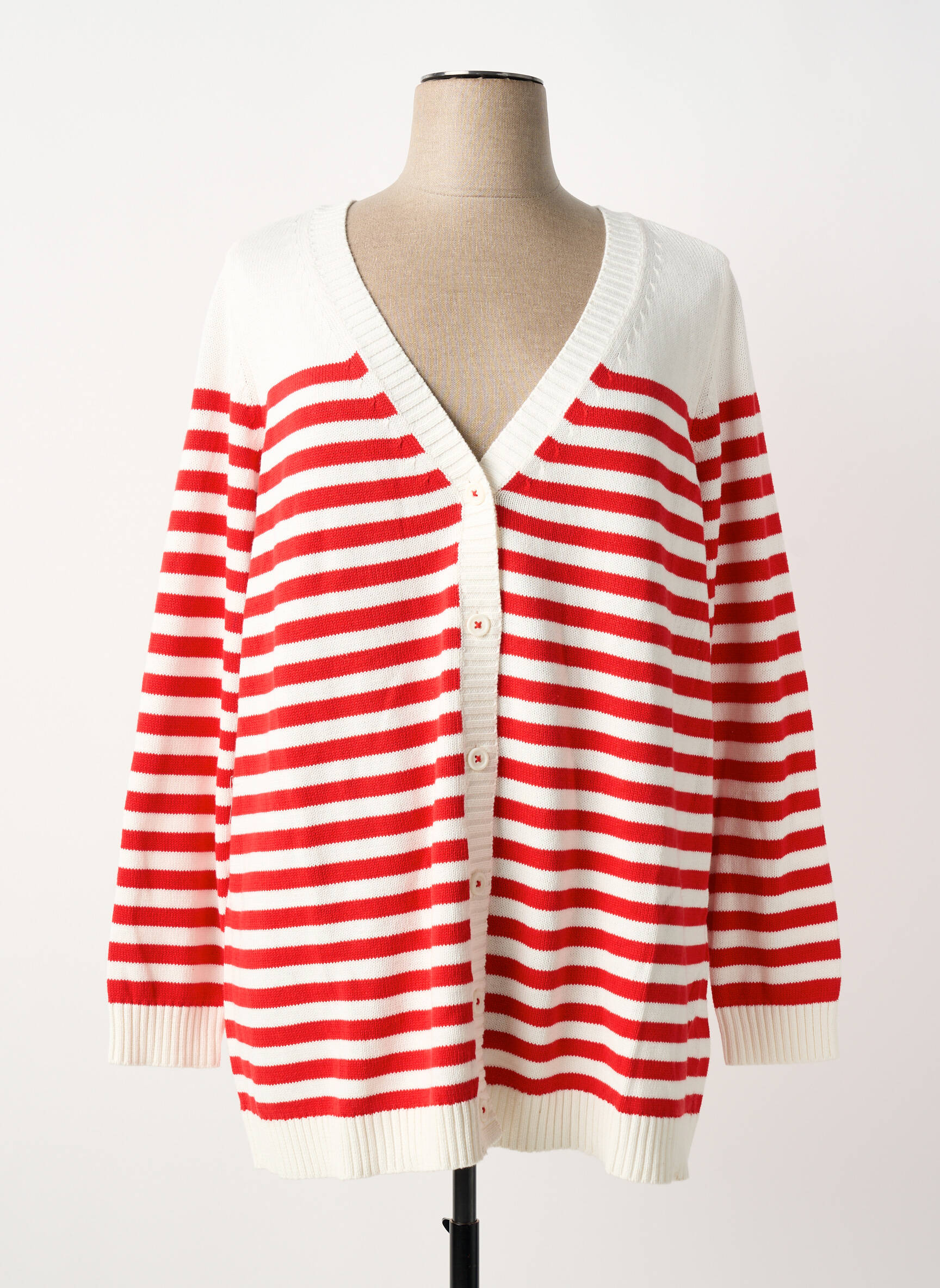 Gilet manches longues fermeture boutonnée sur le devant blanc SHEEGO femme