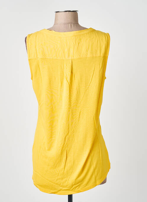 Top coupe cintrée sans manche jaune STREET ONE femme
