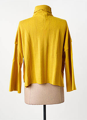 Pull col roulé maille souple et aérée manches 3/4 jaune PIER ANTONIO GASPARI femme