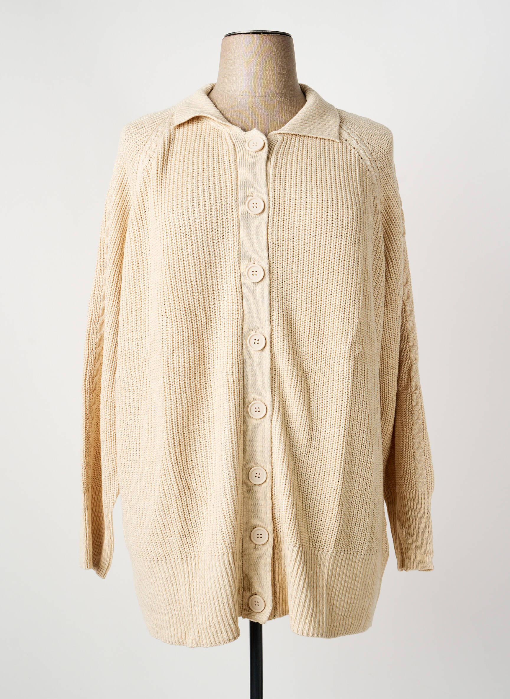 Gilet manches longues fermeture boutonnée sur le devant beige SHEEGO femme