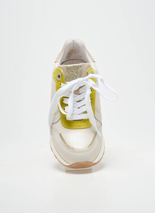 Baskets bout rond talon plat jusqu'à 3cm jaune HEINE femme