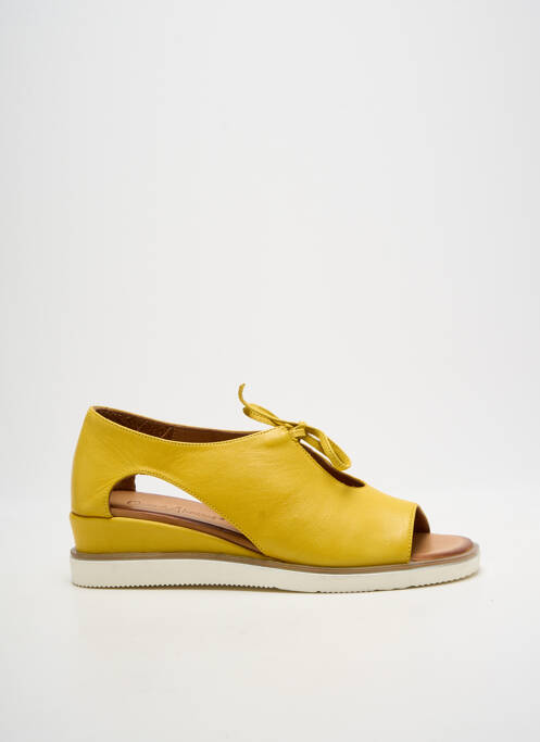 Sandales/nu pieds bout ouvert talon de 4 à 6cm jaune COCO ET ABRICOT femme