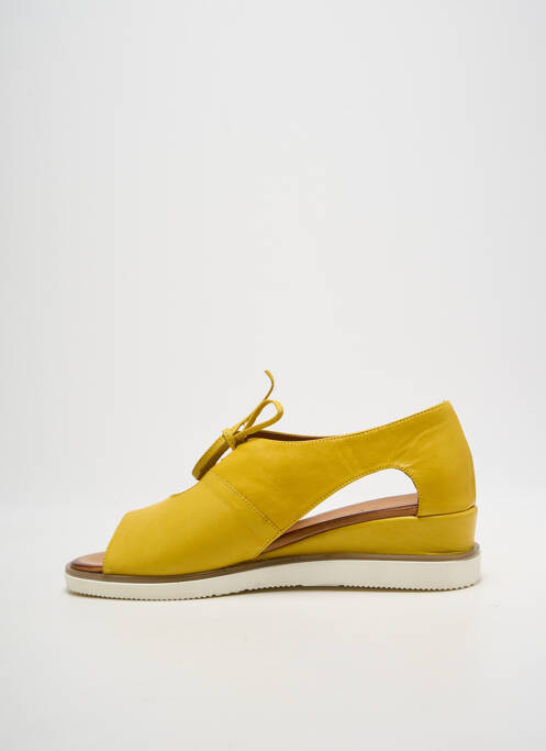 Sandales/nu pieds bout ouvert talon de 4 à 6cm jaune COCO ET ABRICOT femme