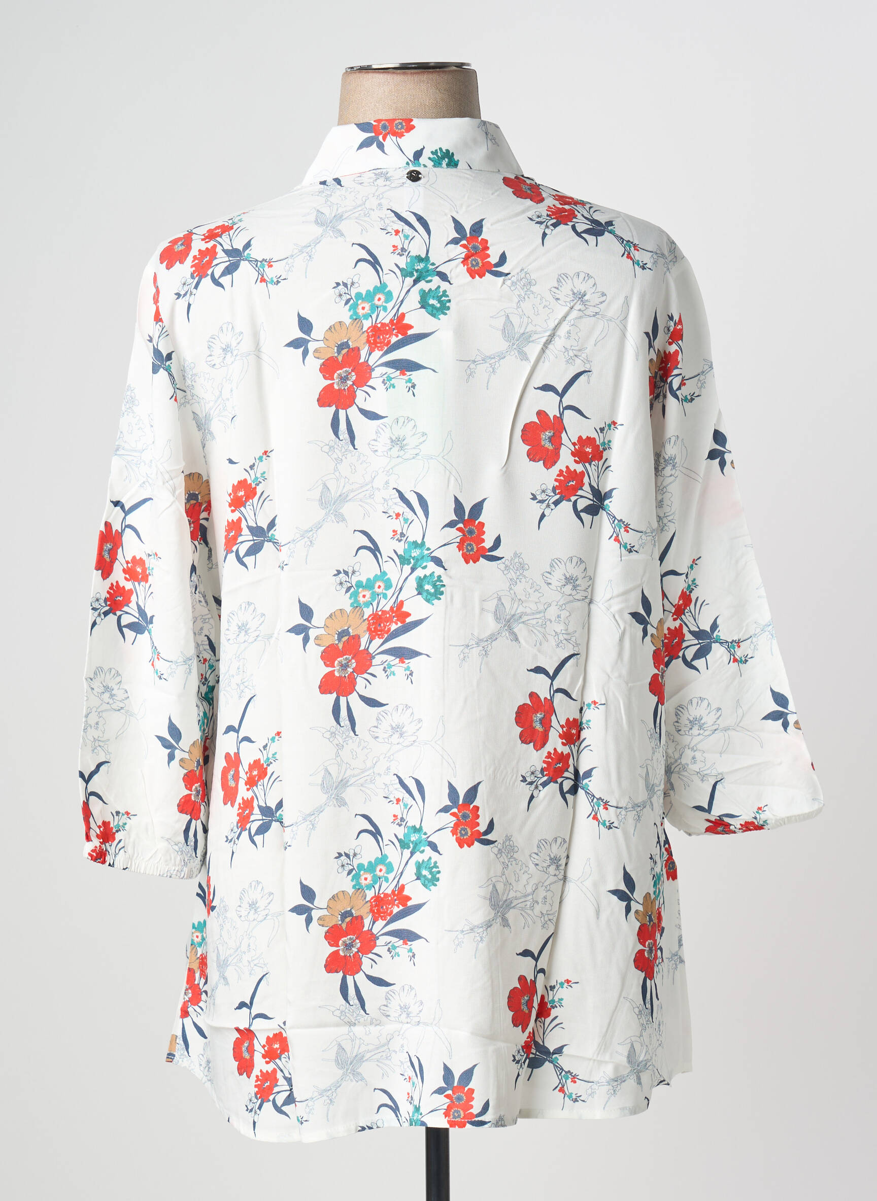 Tunique manches longues fermeture boutonnée sur le devant blanc SHEEGO femme
