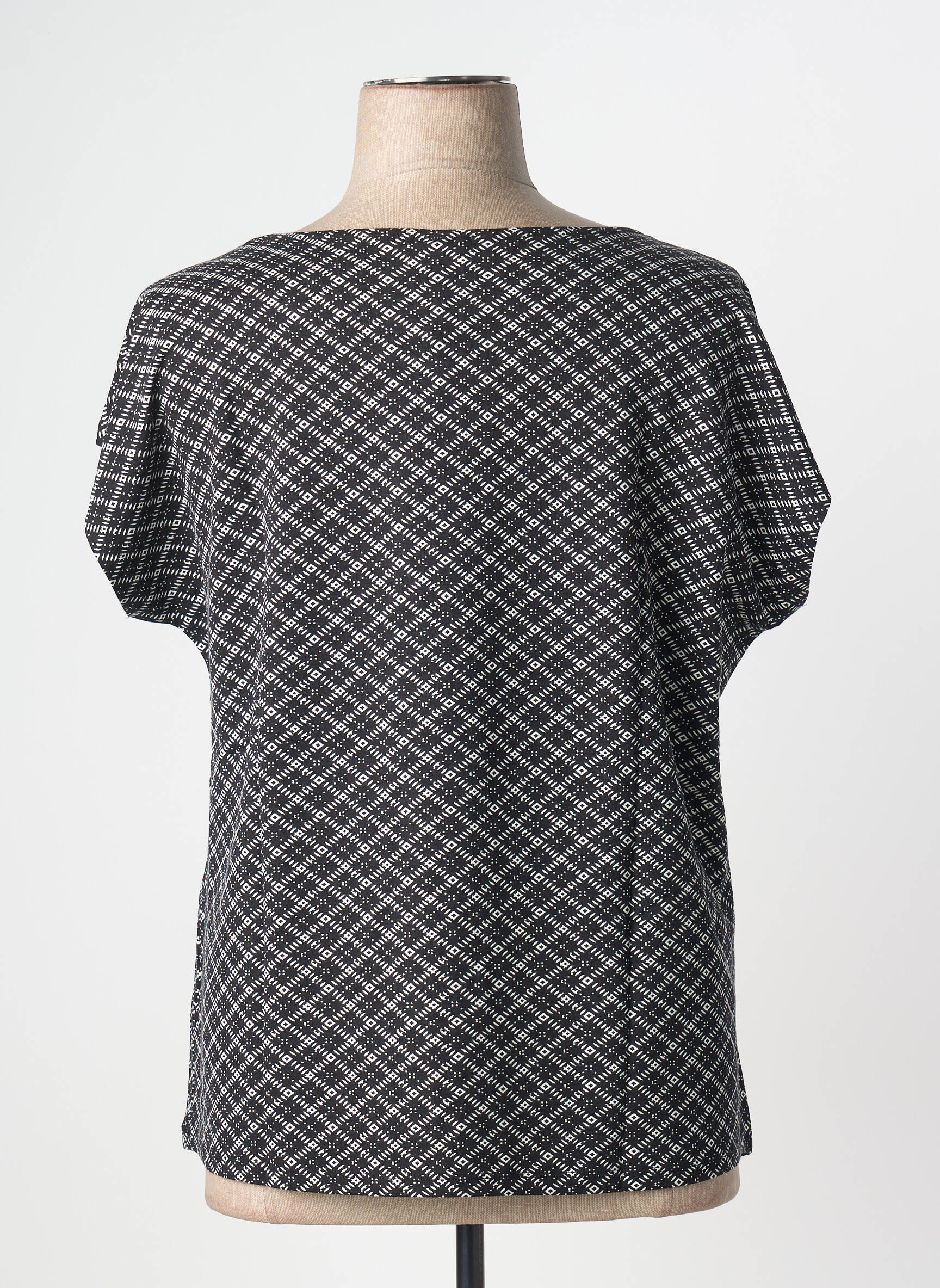 Top stretch manches courtes noir SHEEGO femme