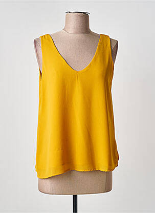 Top tissage crêpe sans manche jaune AKOZ DE TOI femme
